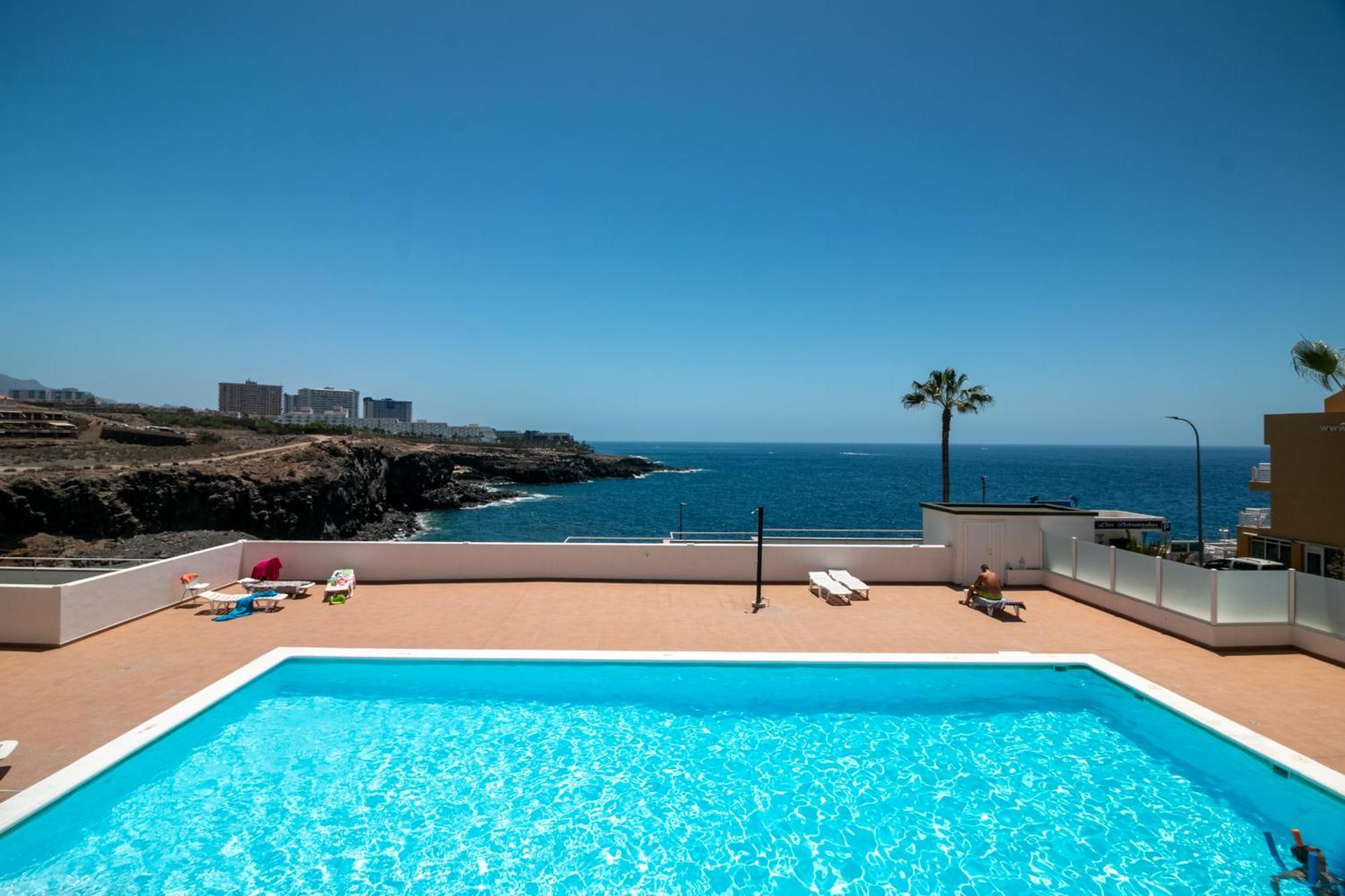 Blue Horizon Apartment Callao Salvaje Exterior photo