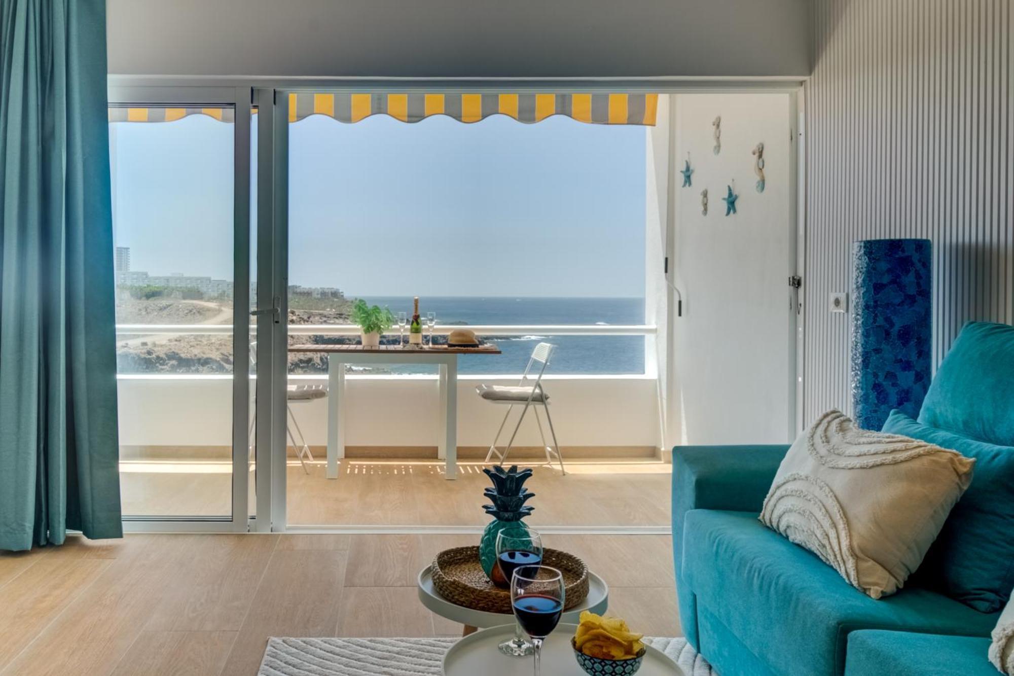Blue Horizon Apartment Callao Salvaje Exterior photo