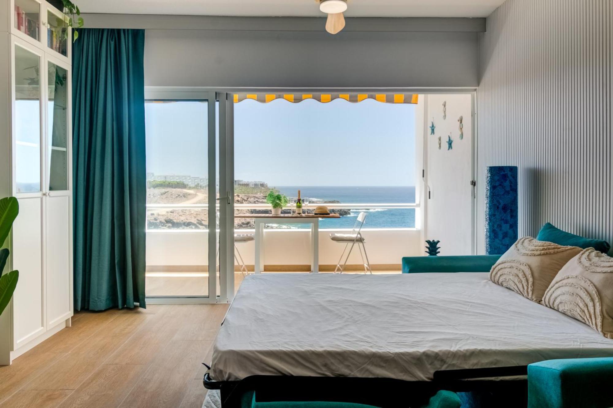 Blue Horizon Apartment Callao Salvaje Exterior photo