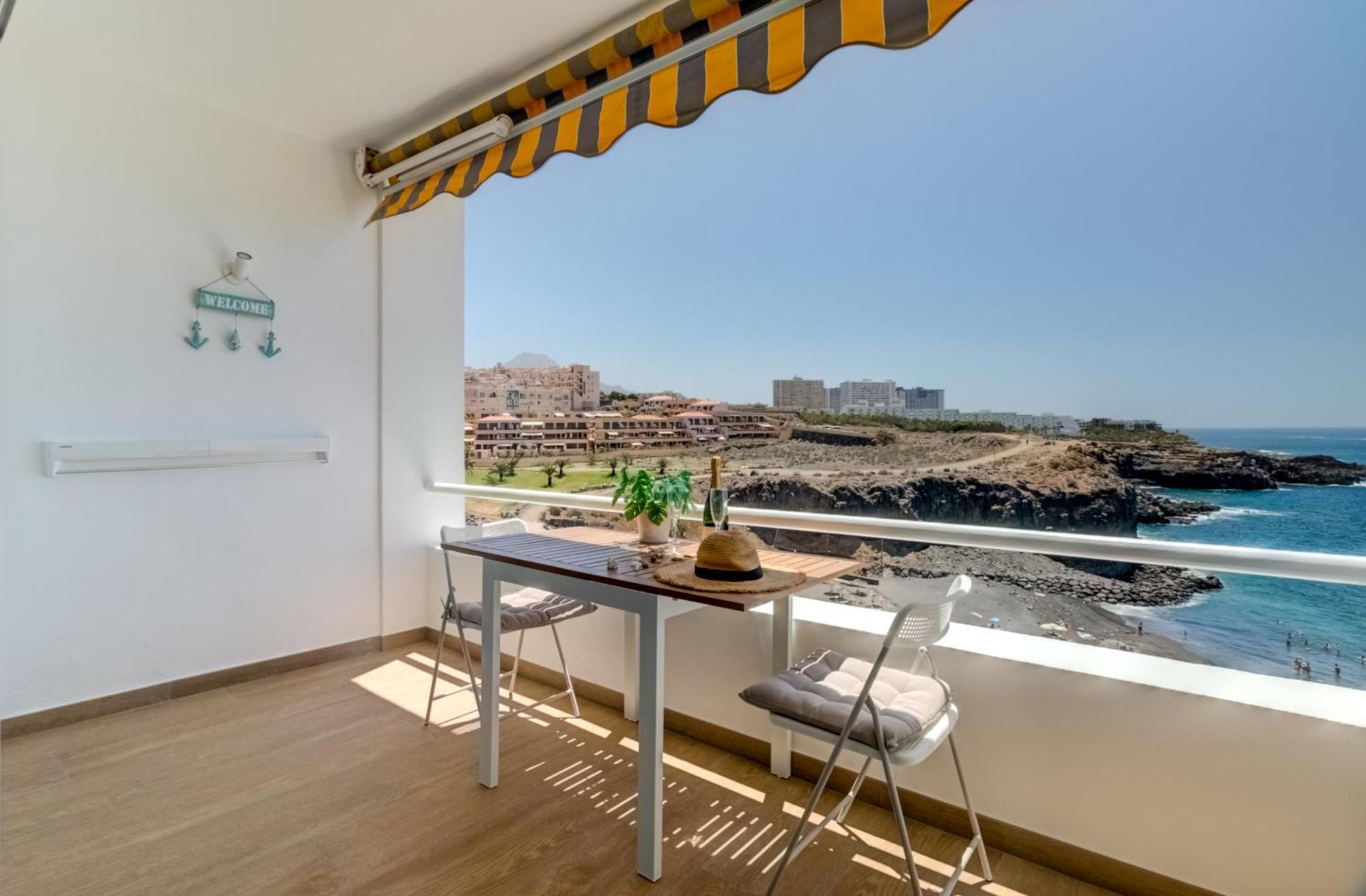 Blue Horizon Apartment Callao Salvaje Exterior photo